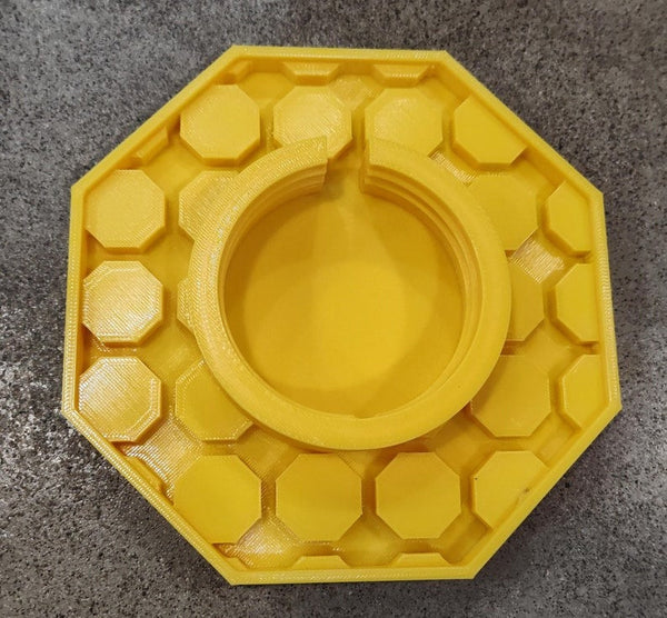 Bee-Friendly Garden Watering Dish for Pollinators
